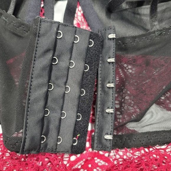 Scallop Trim Lace Lingerie Set - Picture 8 of 9